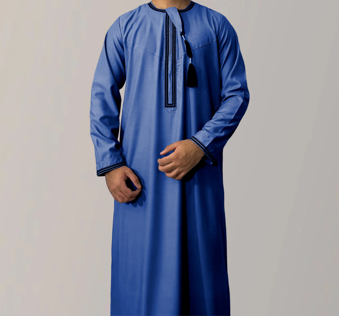 Premium Omani Thobe - Rundhals Broderad Grov Tofs
